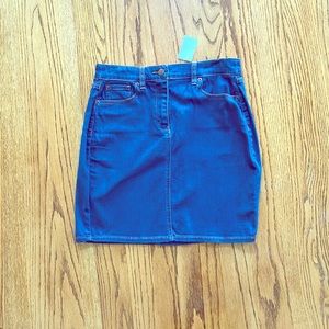 Denim skirt, new with tags